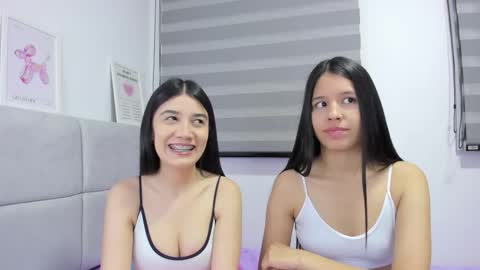 Rose y Miah online show from 9, 11, 2025