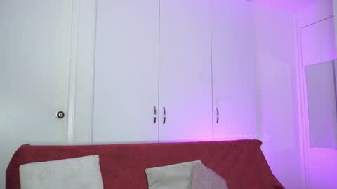 Lyla OF roselinedior online show from 5, 11, 2025