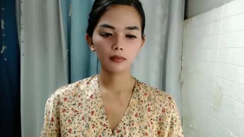 Snapshot of rosella_xx chatting on 26, 1, 2025 TONETH online show from 26, 1, 2025