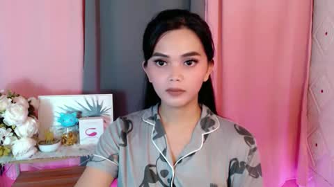 Snapshot of rosella_xx chatting on 14, 1, 2026 TONETH online show from 14, 1, 2026