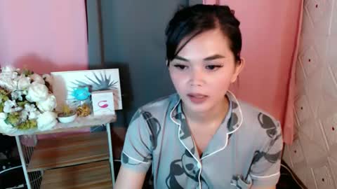 Snapshot of rosella_xx chatting on 15, 1, 2026 TONETH online show from 15, 1, 2026