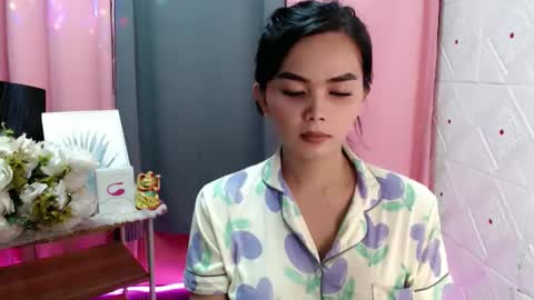 Snapshot of rosella_xx chatting on 28, 2, 2026 TONETH online show from 28, 2, 2026