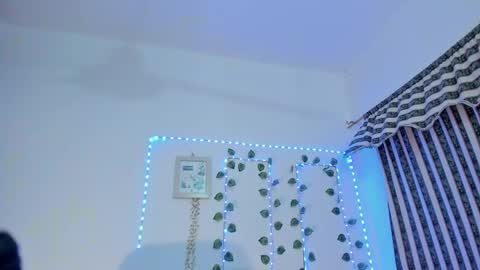 Snapshot of roselyn_caprice chatting on 21, 4, 2026 roselyn online show from 21, 4, 2026