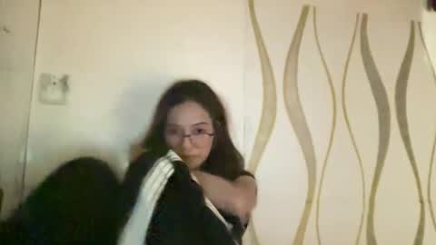 Snapshot of rosemae07 chatting on 19, 5, 2026 rosemae07 online show from 19, 5, 2026
