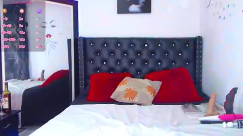 Snapshot of roseramiirez chatting on 13, 11, 2025 roseramiirez online show from 13, 11, 2025