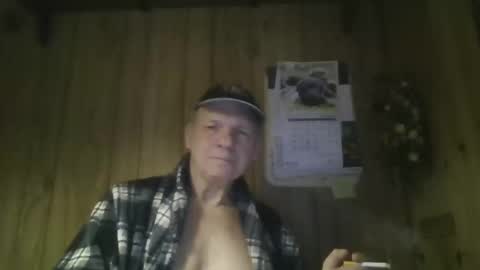Snapshot of roses2u1958 chatting on 21, 3, 2026 roses2u1958 online show from 21, 3, 2026