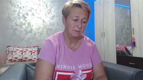 Snapshot of roses_and_lillies chatting on 24, 1, 2025 Lovepinklilly online show from 24, 1, 2025