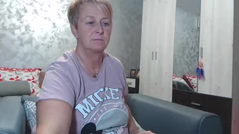 Snapshot of roses_and_lillies chatting on 27, 1, 2025 Lovepinklilly online show from 27, 1, 2025