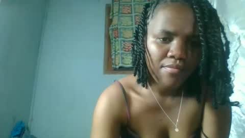 Snapshot of rosia22 chatting on 9, 10, 2025 rosia22 online show from 9, 10, 2025