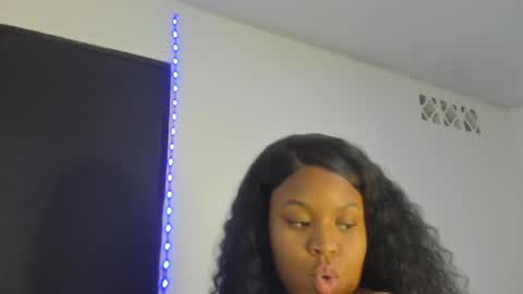 Snapshot of rossabhyy chatting on 1, 5, 2026 Rossabhy online show from 1, 5, 2026