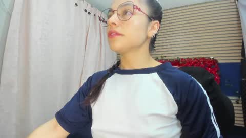 Snapshot of rosse_25 chatting on 13, 6, 2026 Would you like to help me with supplementation and sports suits so I can compete in powerlifting online show from 13, 6, 2026