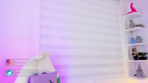 Snapshot of rosse_amyy chatting on 29, 1, 2025 online show from 29, 1, 2025