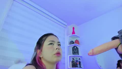 Snapshot of rosse_amyy chatting on 22, 9, 2025 online show from 22, 9, 2025