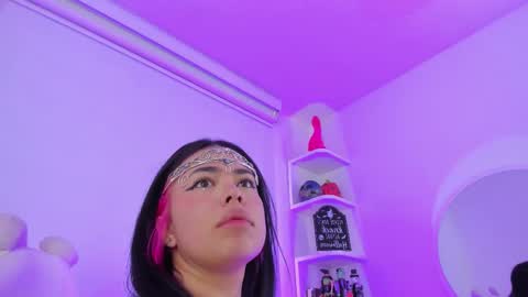 Snapshot of rosse_amyy chatting on 30, 10, 2025 online show from 30, 10, 2025