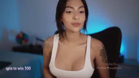 Snapshot of rosseyquiin chatting on 19, 6, 2026 Rossey online show from 19, 6, 2026