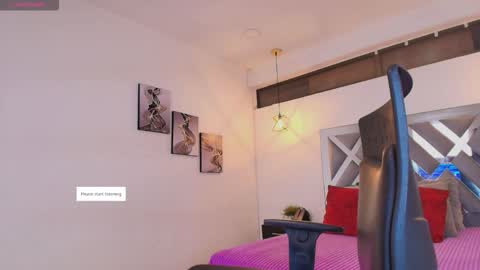 Snapshot of rossi_ss1 chatting on 11, 11, 2025 Ross online show from 11, 11, 2025