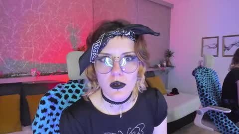 Snapshot of rossiie_hunt_ chatting on 11, 3, 2026 rossiie_hunt_ online show from 11, 3, 2026