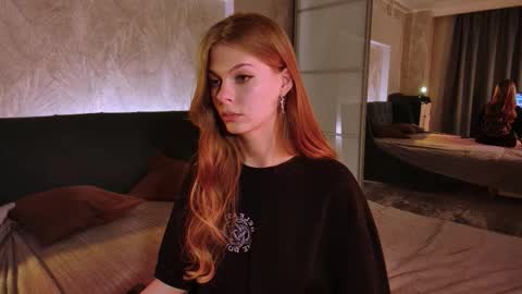 rosy_black_ online show from 13, 10, 2025