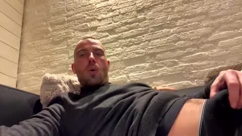 rotteei1 online show from 2, 12, 2025