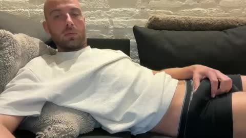 rotteei1 online show from 8, 5, 2026