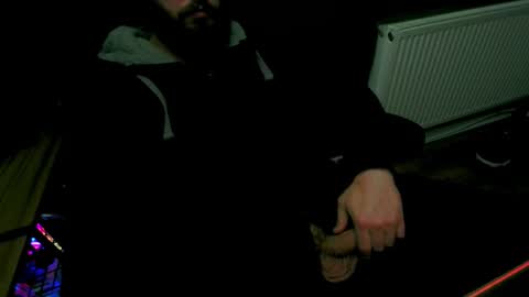 Snapshot of roughwonder chatting on 25, 2, 2025 Luke online show from 25, 2, 2025