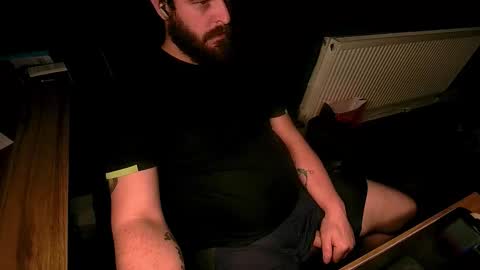 Snapshot of roughwonder chatting on 13, 10, 2025 Luke online show from 13, 10, 2025