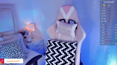 Snapshot of rouse_benett27 chatting on 7, 12, 2024 online show from 7, 12, 2024