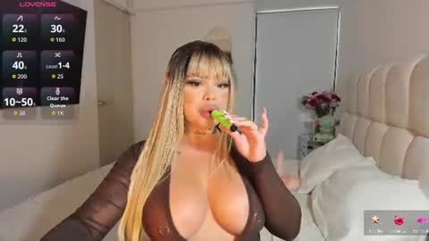 Snapshot of rouse_hallberg_ chatting on 30, 6, 2026 DREAM online show from 30, 6, 2026