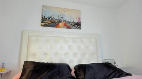 Snapshot of rouse_sexy_hotxx77 chatting on 21, 4, 2026 rouse_sexy_hotxx77 online show from 21, 4, 2026