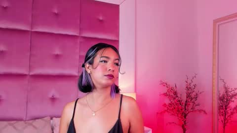 rousewhitte online show from 25, 11, 2025