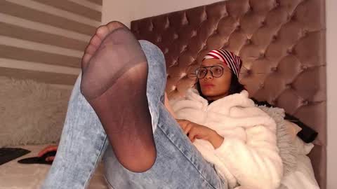 Rouss marie henao  online show from 30, 10, 2025