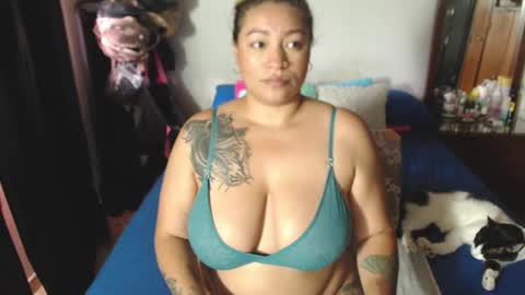 Snapshot of rousse_ellise1 chatting on 11, 3, 2026 rousse online show from 11, 3, 2026