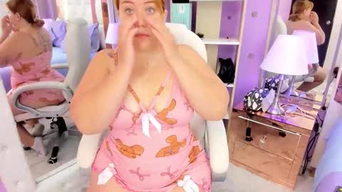 Snapshot of rousse_millers chatting on 9, 4, 2026 Rousse online show from 9, 4, 2026