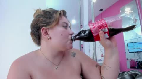 Snapshot of rousse_millers chatting on 5, 6, 2026 Rousse online show from 5, 6, 2026