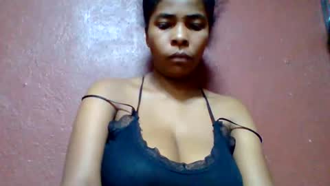 rovaelyah online show from 1, 6, 2026