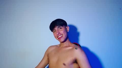 Snapshot of rowanboy23 chatting on 15, 11, 2025 rowanboy23 online show from 15, 11, 2025