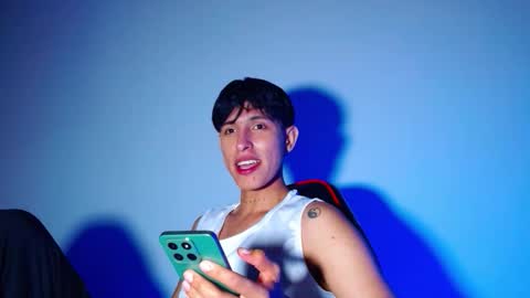 Snapshot of rowanboy23 chatting on 28, 11, 2025 rowanboy23 online show from 28, 11, 2025