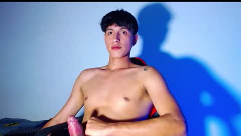 Snapshot of rowanboy23 chatting on 5, 12, 2025 rowanboy23 online show from 5, 12, 2025