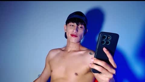 Snapshot of rowanboy23 chatting on 15, 12, 2025 rowanboy23 online show from 15, 12, 2025