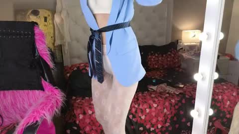 Snapshot of roxalanastar chatting on 25, 4, 2026 Roxalana online show from 25, 4, 2026