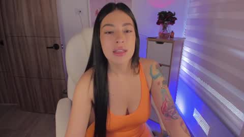 Snapshot of roxana_04_ chatting on 30, 6, 2026 Rox online show from 30, 6, 2026