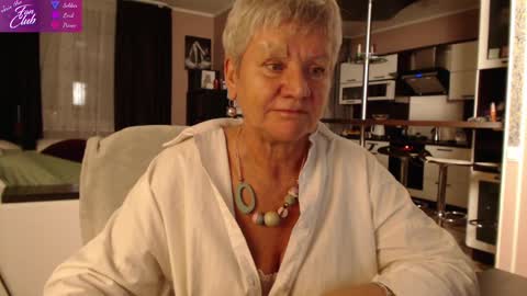Snapshot of roxana_brooks chatting on 11, 12, 2024 Roxana online show from 11, 12, 2024