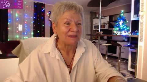 Snapshot of roxana_brooks chatting on 2, 1, 2025 Roxana online show from 2, 1, 2025