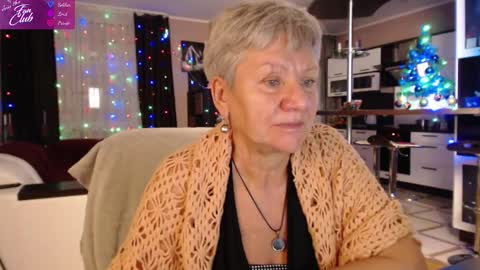 Snapshot of roxana_brooks chatting on 3, 1, 2025 Roxana online show from 3, 1, 2025