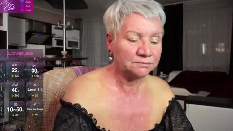 Snapshot of roxana_brooks chatting on 24, 1, 2025 Roxana online show from 24, 1, 2025
