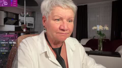Snapshot of roxana_brooks chatting on 29, 1, 2025 Roxana online show from 29, 1, 2025