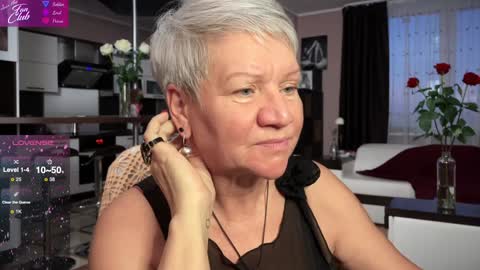 Snapshot of roxana_brooks chatting on 4, 2, 2025 Roxana online show from 4, 2, 2025