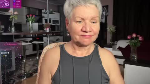 Snapshot of roxana_brooks chatting on 25, 2, 2025 Roxana online show from 25, 2, 2025