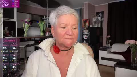 Snapshot of roxana_brooks chatting on 8, 3, 2025 Roxana online show from 8, 3, 2025