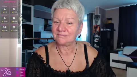 Snapshot of roxana_brooks chatting on 25, 9, 2025 Roxana online show from 25, 9, 2025
